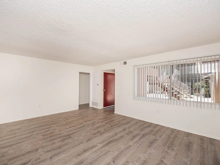 7282 La Mancha Cir — Photo 13