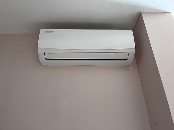 5th image of 186 McVeigh Ave Floor 1