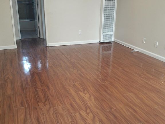 4th image of 1015 Ashland Ave