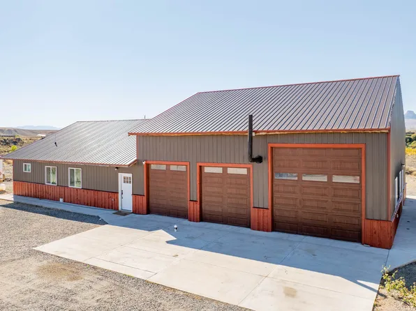 1693 Lane 14, Powell, WY 82435