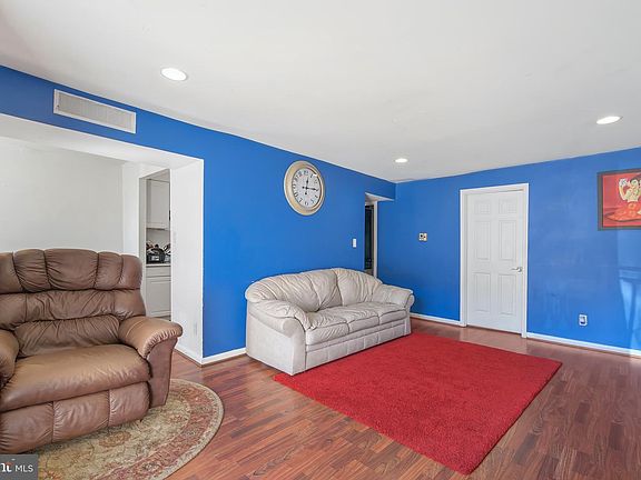 4th image of 104 Duvall Ln APT 101