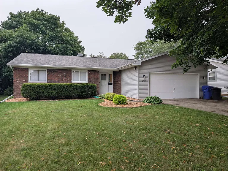 2408 S Gladys Ave — Photo 39