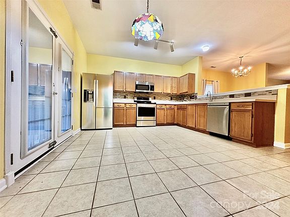 5th image of 4215 Gifford Park Ct
