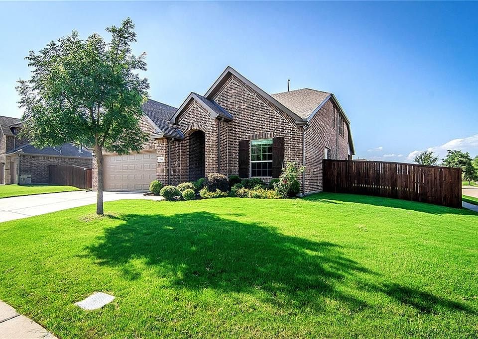 1st image of 2111 Dayton Dr