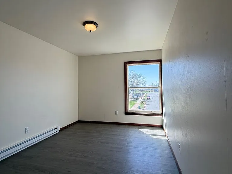 920 Richard Dr — Photo 16