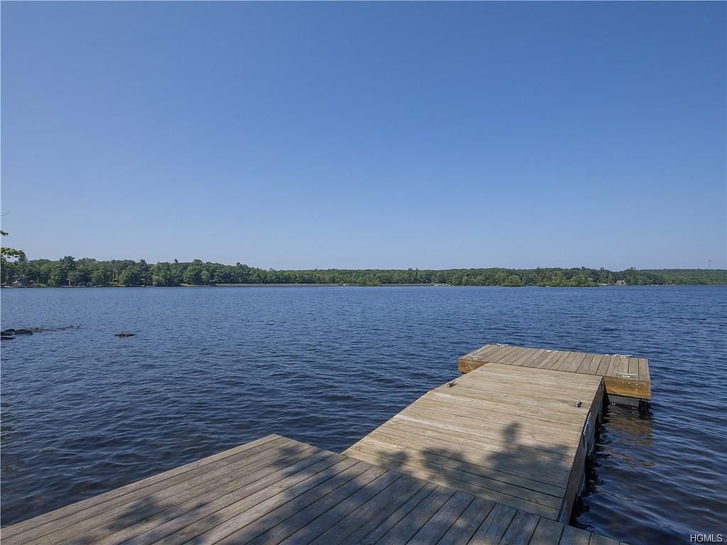 300 Yankee Lake Rd, Wurtsboro, NY 12790 Zillow