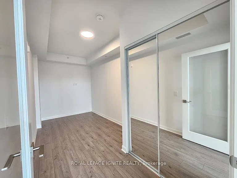 223 Princess St #529 — Photo 10