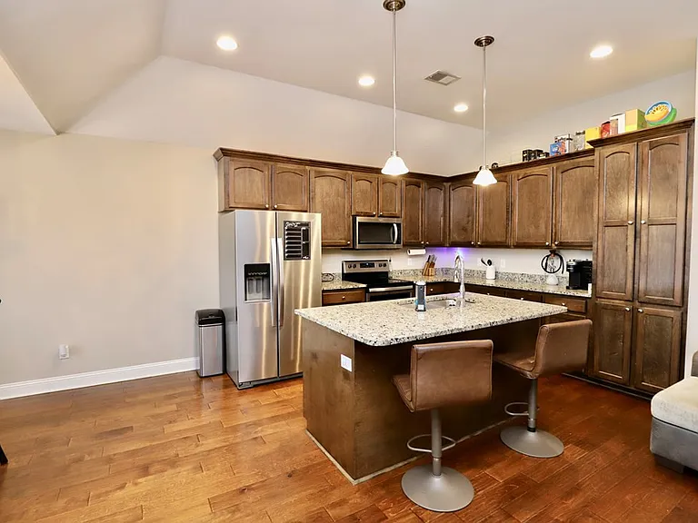 513 Waterlily Dr — Photo 51