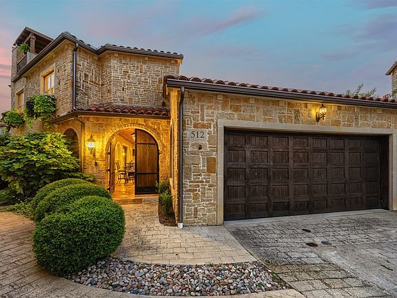 2nd image of 512 Sea Side Ln