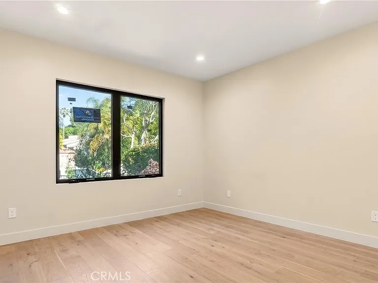 4819 Genesta — Photo 23