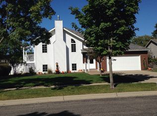 2246 Viking Dr, Saint Cloud, MN 56301