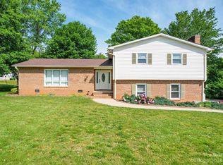 3275 Friendship Ln, Lenoir, NC 28645