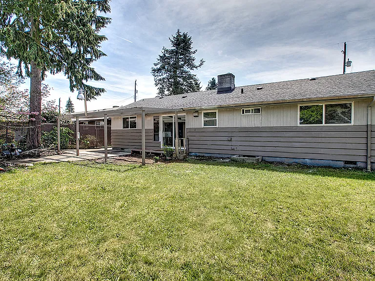 6204 S 118th Pl — Photo 22