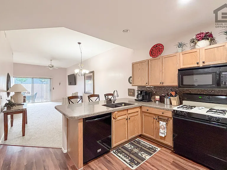 205 N 74th St #116 — Photo 12