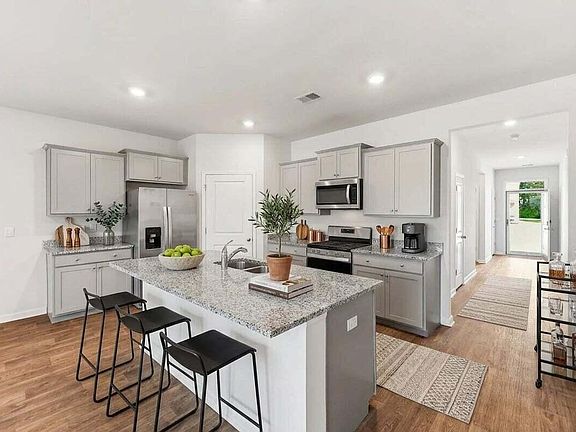 2nd image of 186 Lagoona Dr