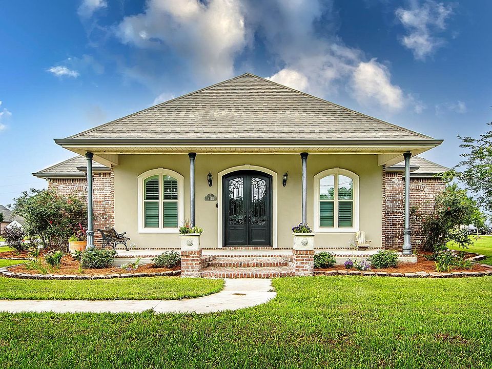 1st image of 4118 Country Dr