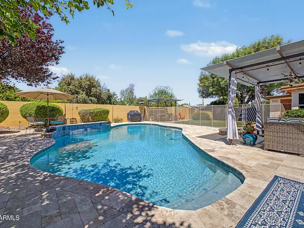 11822 N 38TH Place, Phoenix, AZ 85028