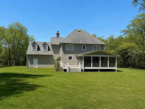 2nd image of 13 Gregg Ct