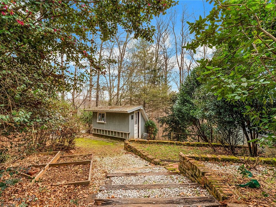 40th image of this home