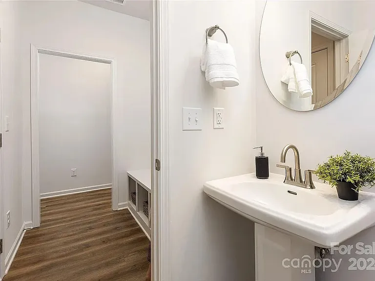 8031 Pleasant Grove Rd — Photo 8