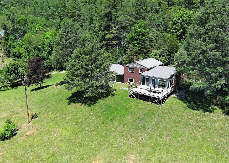 1st image of 70 Maple Ridge Ln