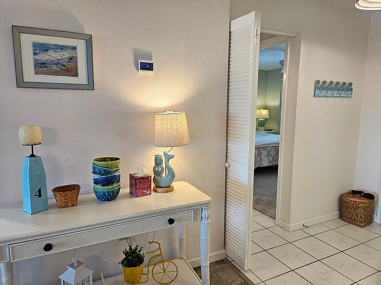 340 Three Lakes Ln #F — Photo 37