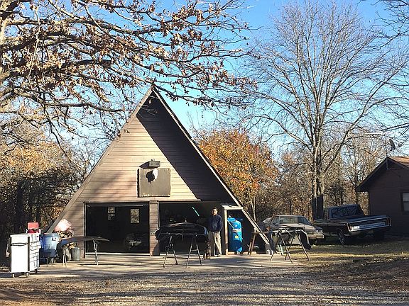 6car garage/wood stove heat