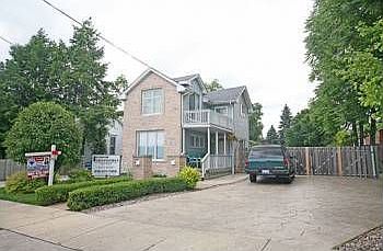 3rd image of 117 W McConnell Ave