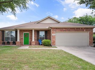 710 Fannin Ln, Mansfield, TX 76063