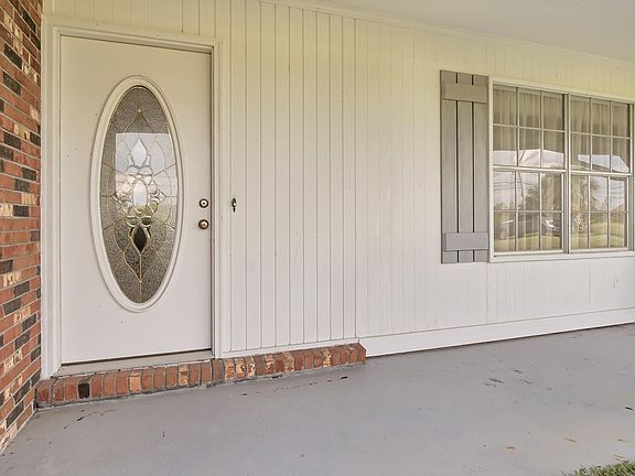 4th image of 818 Harvard Blvd