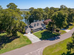 1113 Otter Cir, Beaufort, SC 29902