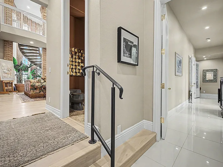 1105 Broadmoor Ave — Photo 21