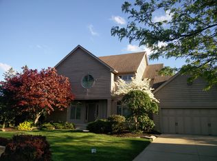 7994 Luckstone Dr, Dublin, OH 43017