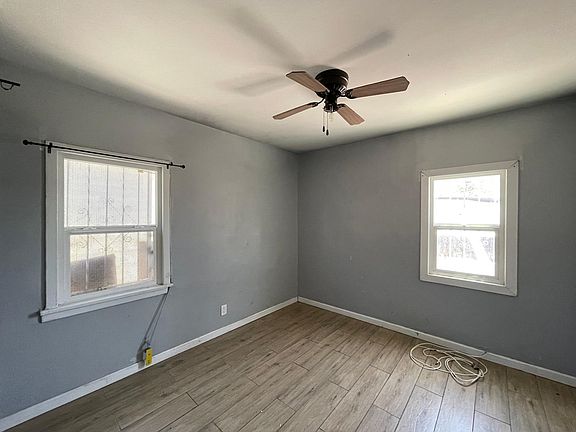 2nd image of 612-614 E 87th St #614-1/2