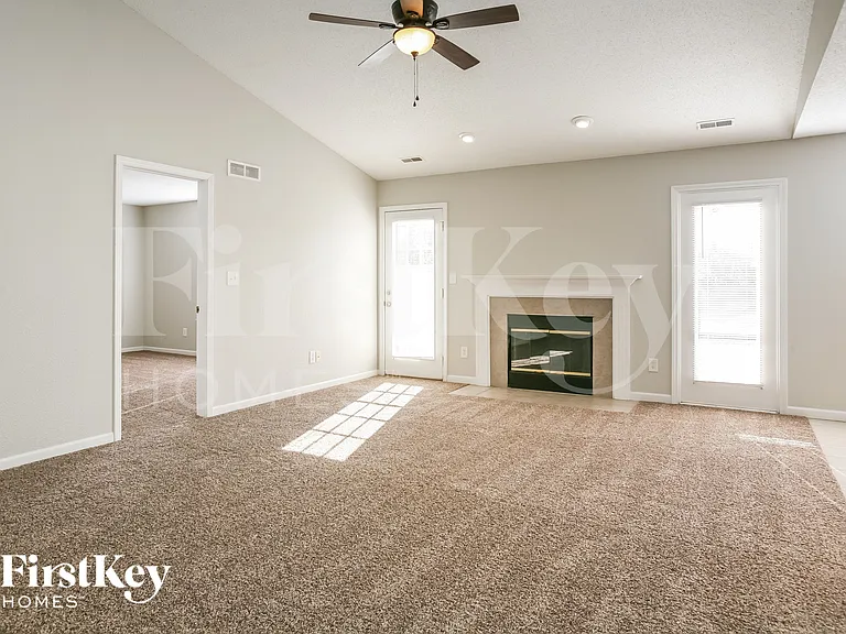 6041 Gimbel Cir — Photo 5