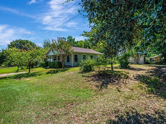 3rd image of 138 County Road 412