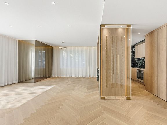 4th image of 1 Avenue Wood #105