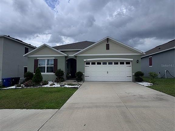 3rd image of 641 GRIFFON AVENUE