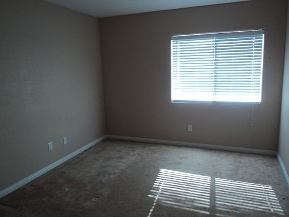 2nd image of 1133 Glistening Point Ave