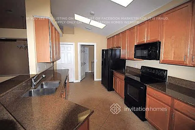 4003 W Hamilton Ky — Photo 6