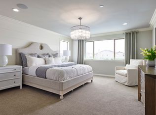 33141 Lirac Ln, French Valley, CA 92596