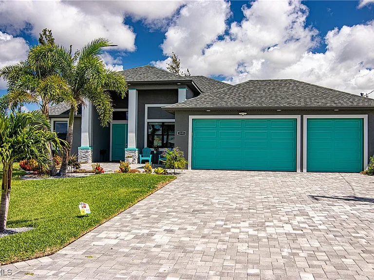 1833 SW 11th Ter — Photo 30
