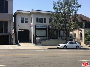 2768 W St, Los Angeles, CA 90005