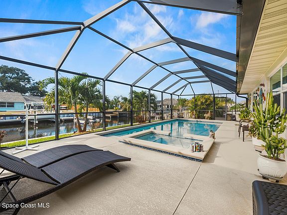3rd image of 2245 Chevalier Pl