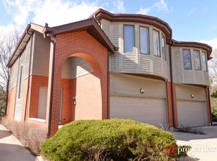 3305 Old Glenview Rd, Wilmette, IL 60091