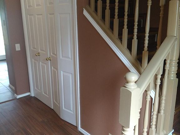 5th image of 120 Hunter Dr