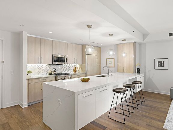 4th image of 1200 Avenue At Port Imperial APT 414
