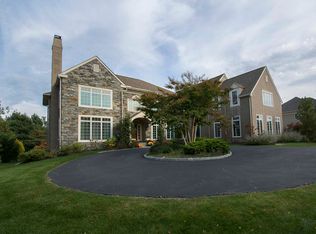240 Twinings Lane, wayne, PA 19087