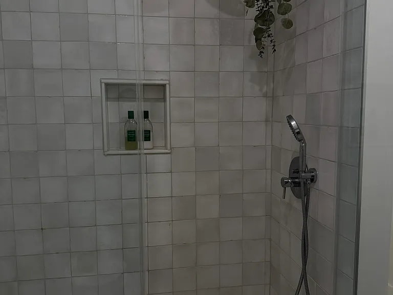 132 W 9th St #1 — Photo 12