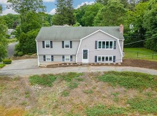 19 Hugh St, Clinton, MA 01510